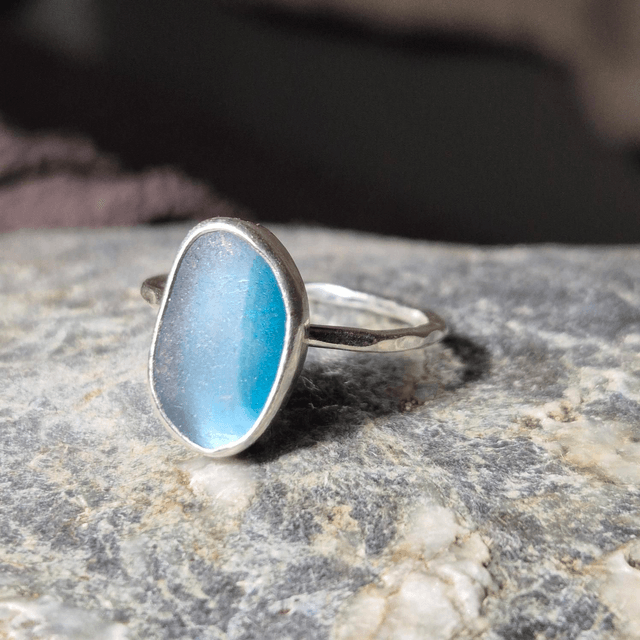 Size R Multicoloured Sea Glass and Sterling Silver Ring Fully Hallmarked 