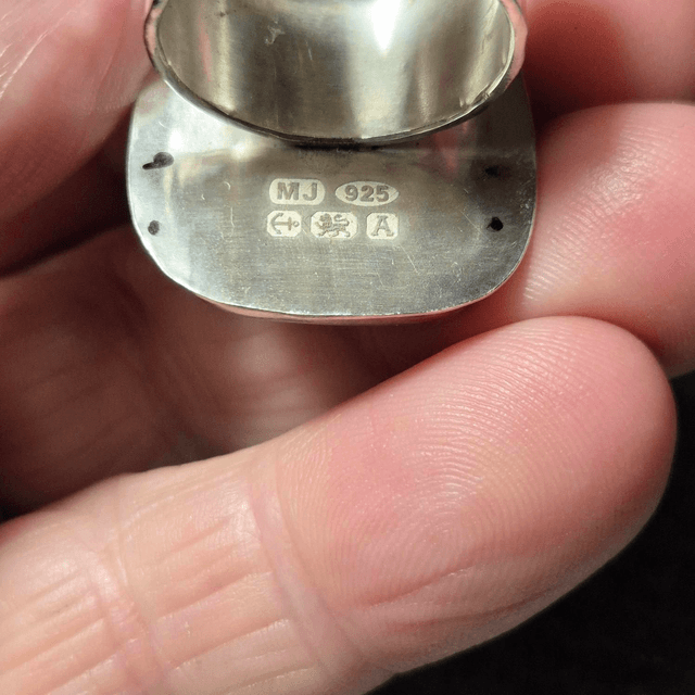 Size R Surfite and Sterling Silver Ring Fully Hallmarked 